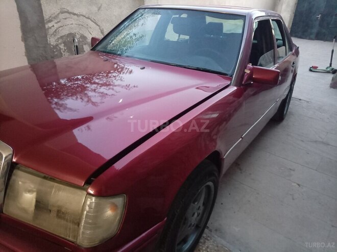 Mercedes 200 E-5