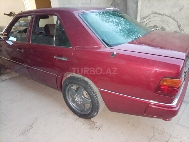 Mercedes 200 E-3