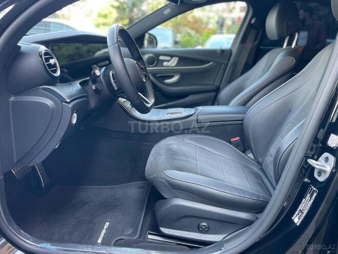 Mercedes E 200-11