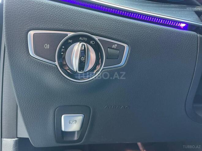 Mercedes E 200-20