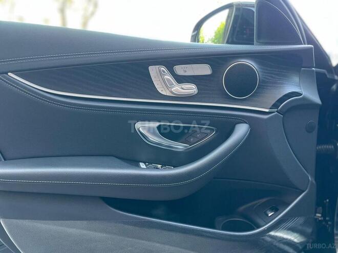Mercedes E 200-10