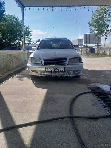 Mercedes C 180-1