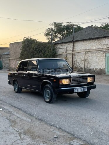 LADA (VAZ) 2107-5