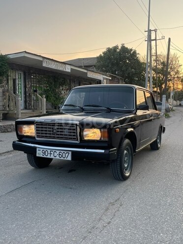 LADA (VAZ) 2107-15