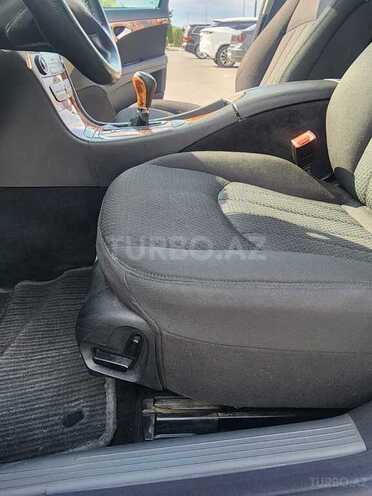 Mercedes E 220-9