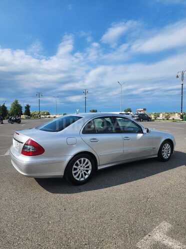 Mercedes E 220-2