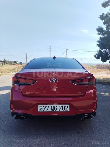 Hyundai Sonata-8