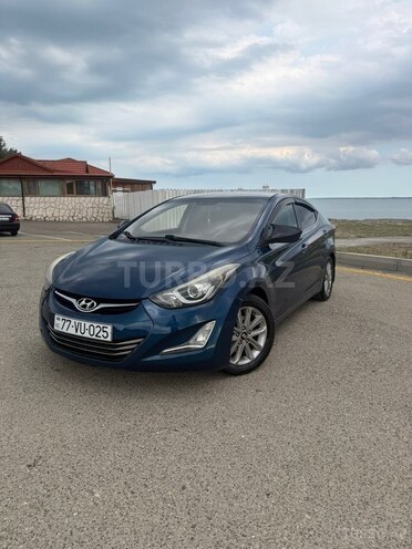 Hyundai Elantra-2