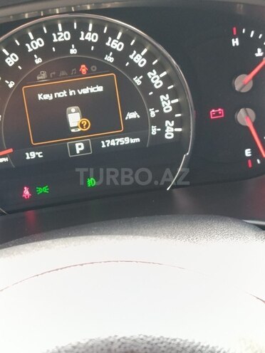 Kia Sorento-21