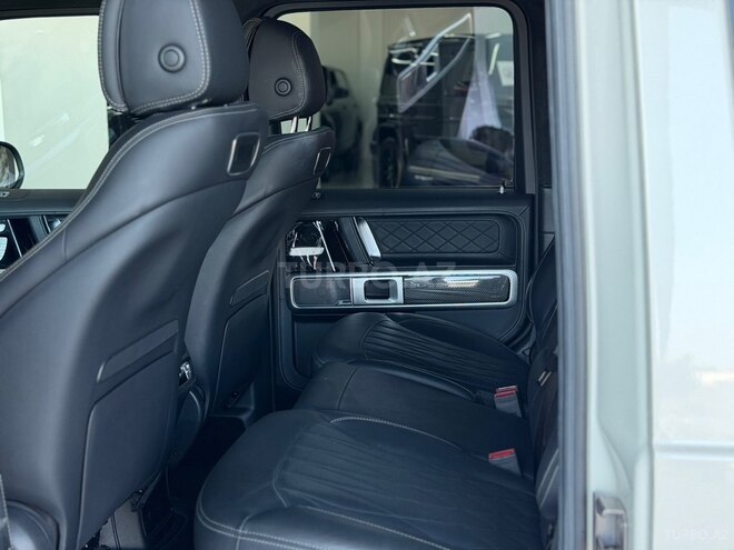 Mercedes G 63 AMG-11