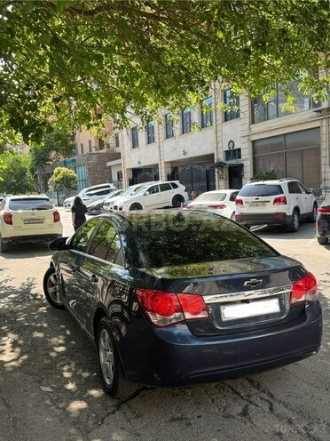 Chevrolet Cruze-2
