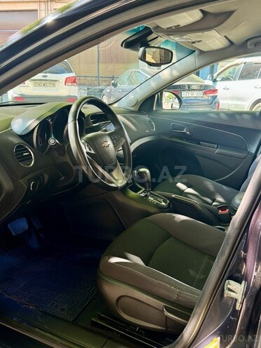 Chevrolet Cruze-5
