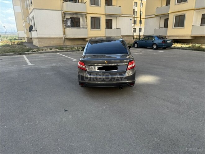 Saipa Saina-3
