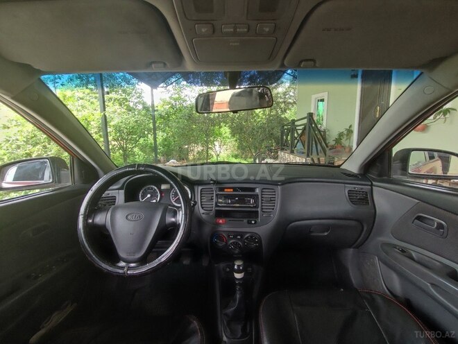 Kia Rio-3