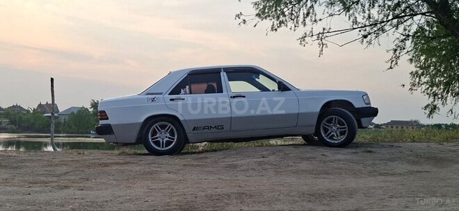 Mercedes 190-3