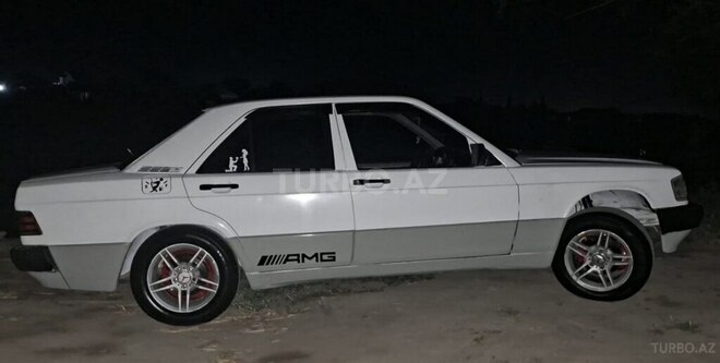 Mercedes 190-6