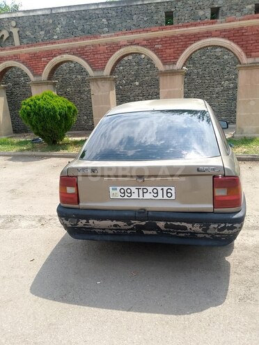 Opel Vectra-2