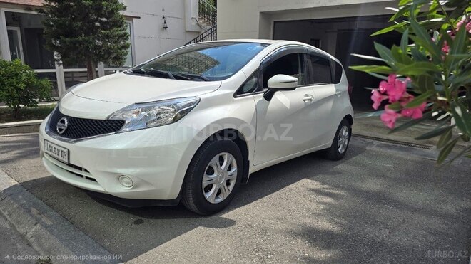 Nissan Note-2