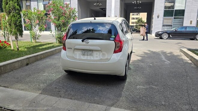 Nissan Note-3