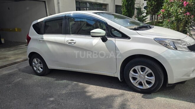 Nissan Note-4