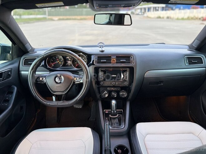 Volkswagen Jetta-20