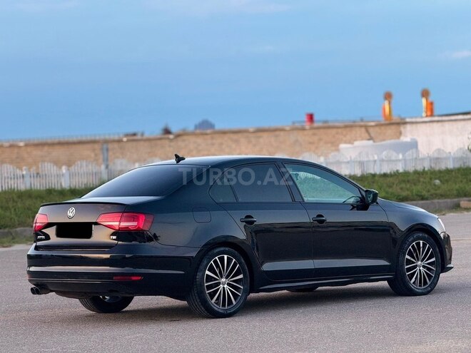 Volkswagen Jetta-2