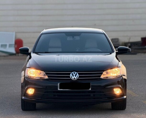 Volkswagen Jetta-1