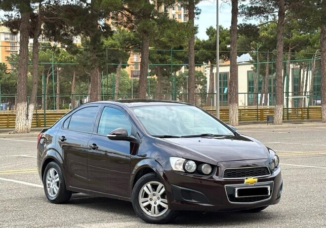Chevrolet Aveo-3