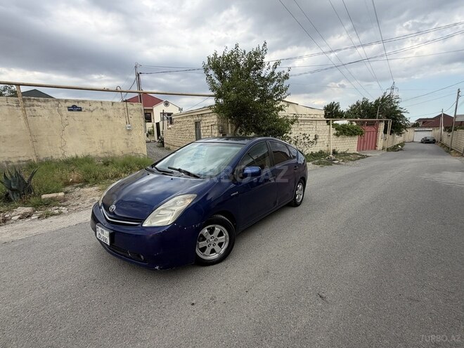 Toyota Prius-1