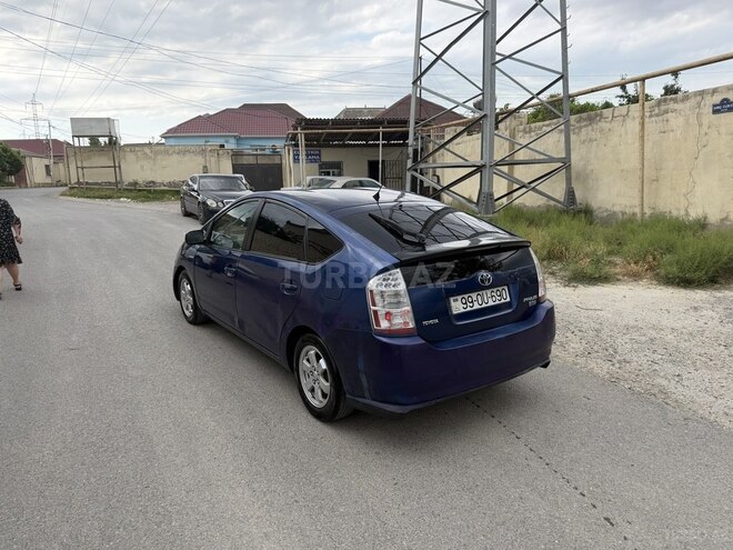 Toyota Prius-16