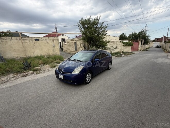 Toyota Prius-8