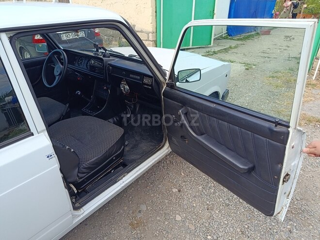 LADA (VAZ) 2107-9