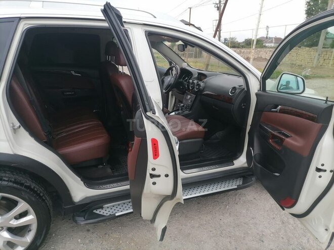 Opel Antara-11