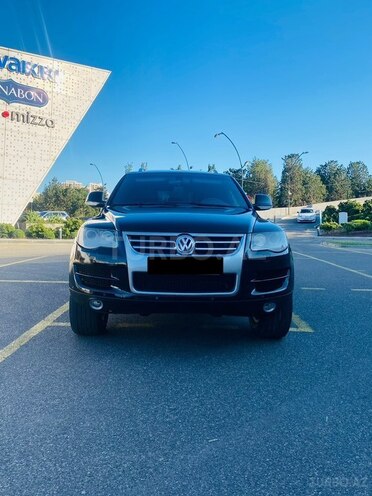 Volkswagen Touareg-1