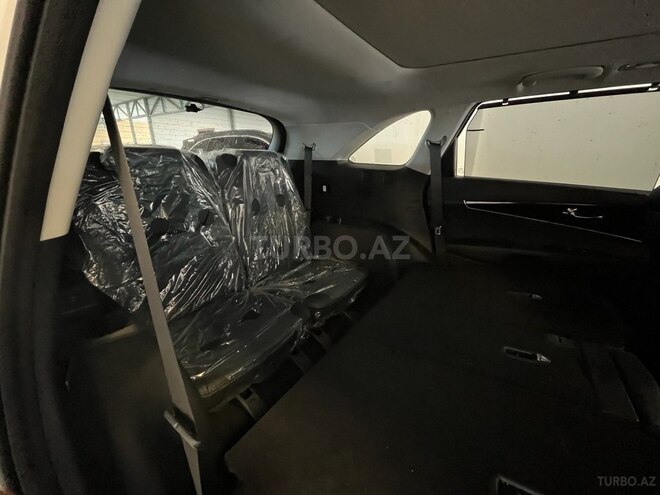 Kia Sorento-26