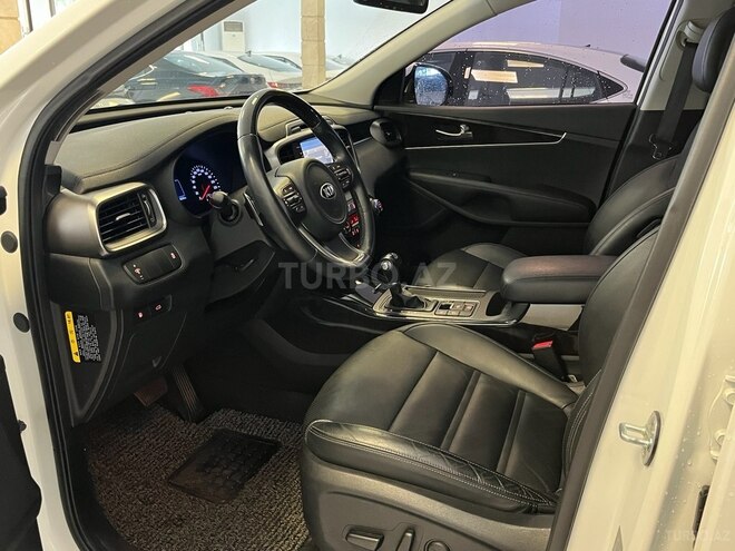 Kia Sorento-22