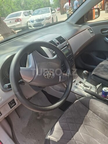 Toyota Corolla-6