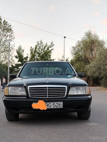 Mercedes C 220-1