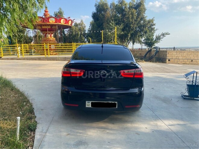 Kia Rio-13