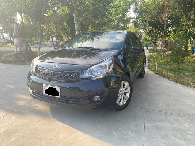 Kia Rio-12
