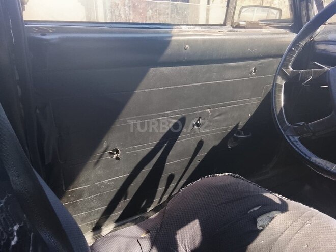 LADA (VAZ) 21013-2