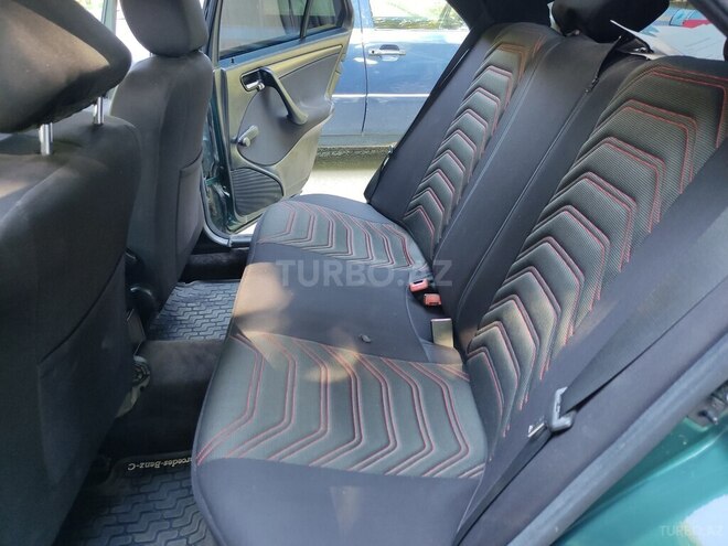 Mercedes C 180-7