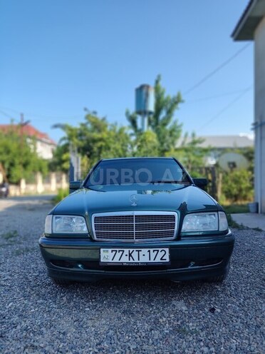 Mercedes C 180-1
