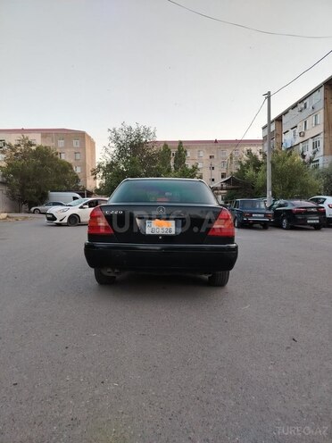 Mercedes C 220-2