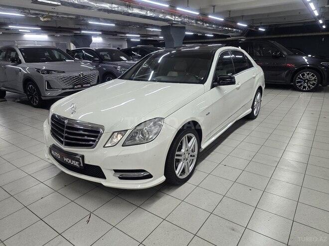 Mercedes E 250-1