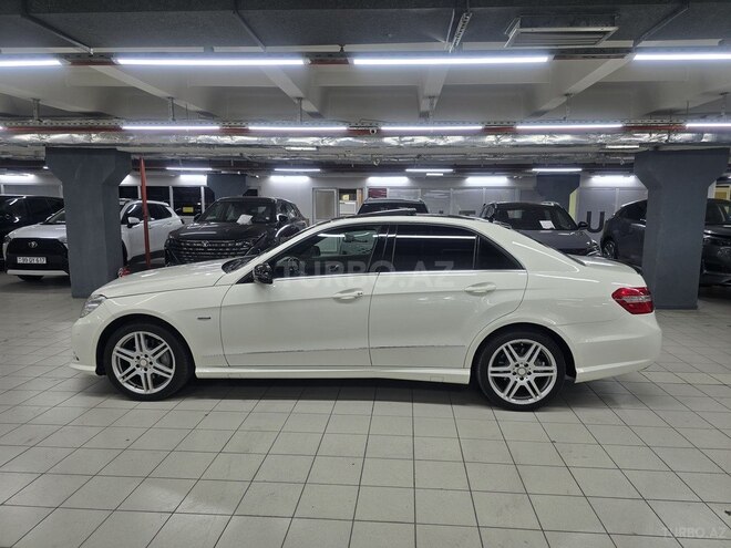 Mercedes E 250-7