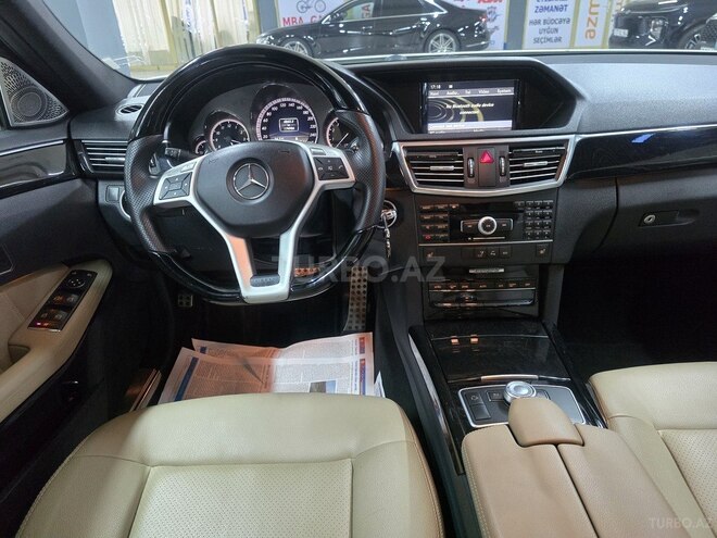 Mercedes E 250-10