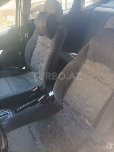 Opel Vectra-4