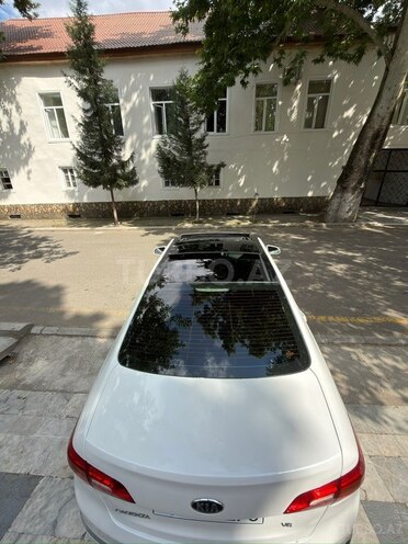 Kia Cadenza-6