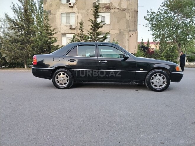 Mercedes C 220-8